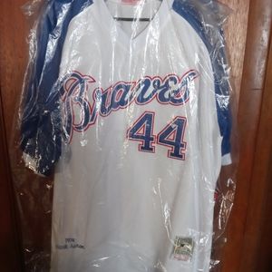My collection #44 Hank Aaron brave.Xl new never used.free deliver